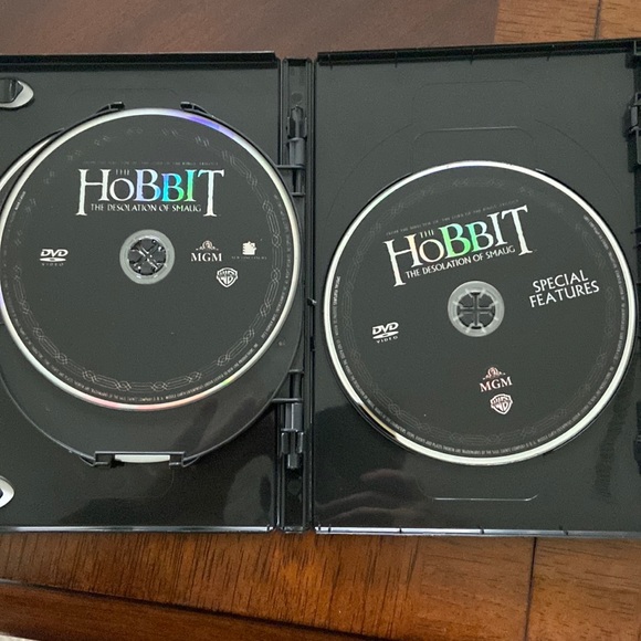 The Hobbit motion picture trilogy DVD set - Picture 5 of 5